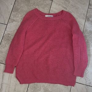 Sag Harbor Vibrant Pink Crew Neck Sweater